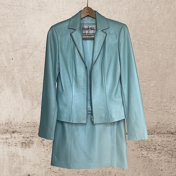 𝅺NORTH Beach Leather Pearl Blue Jacket & Skirt Set. - Picture 1 of 16